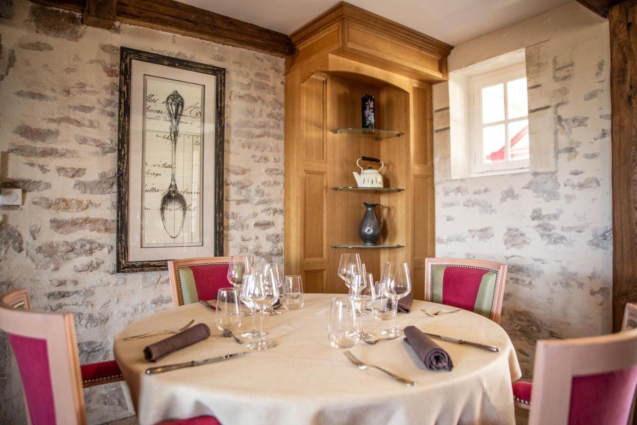 Le Moulin D'Hauterive Saint-Gervais-en-Valliere ภายนอก รูปภาพ