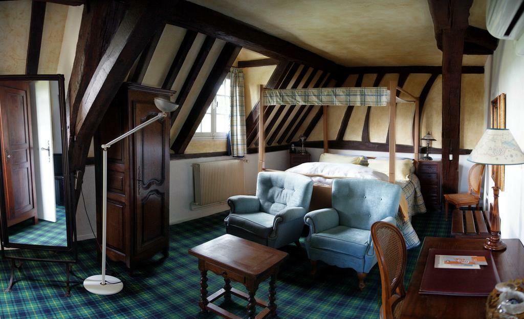 Le Moulin D'Hauterive Saint-Gervais-en-Valliere ภายนอก รูปภาพ